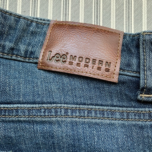 Lee Men's Jeans ๐ - Picture 2 of 6